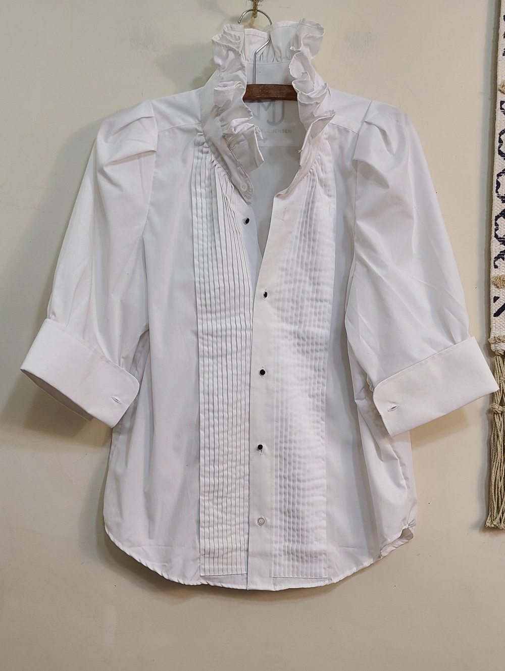 KMJ Kate McHale Jensen Ruffled Tuxedo Shirt In White Size Large - Picture 2 of 5